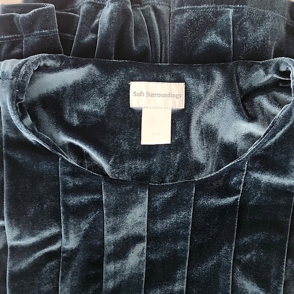 Soft Surroundings Turquoise Velvet top in petite medium - Picture 6 of 6